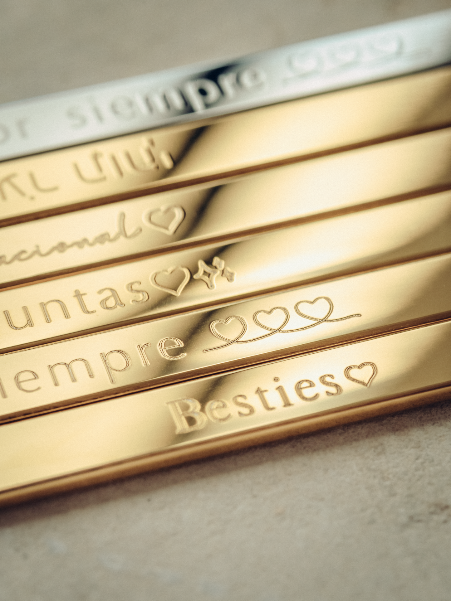 Pulsera VCA Heart Gold