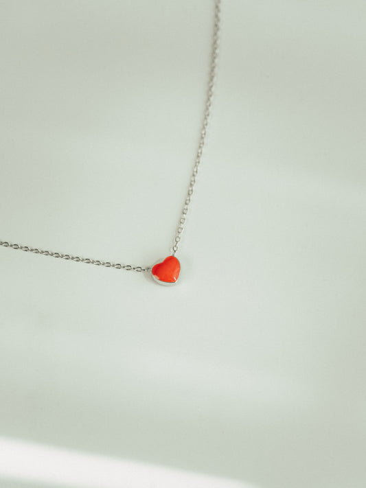 COLLAR CORAZON BLACK & RED